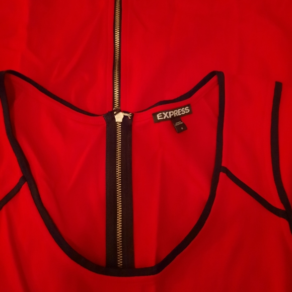 EXPRESS RED DRESS 💃 - Picture 2 of 3